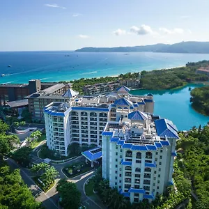 & Yalong Bay Hotel