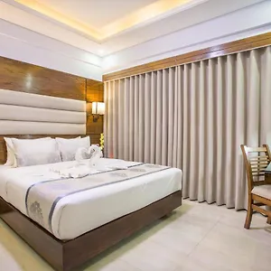 3* Hotel White Palace